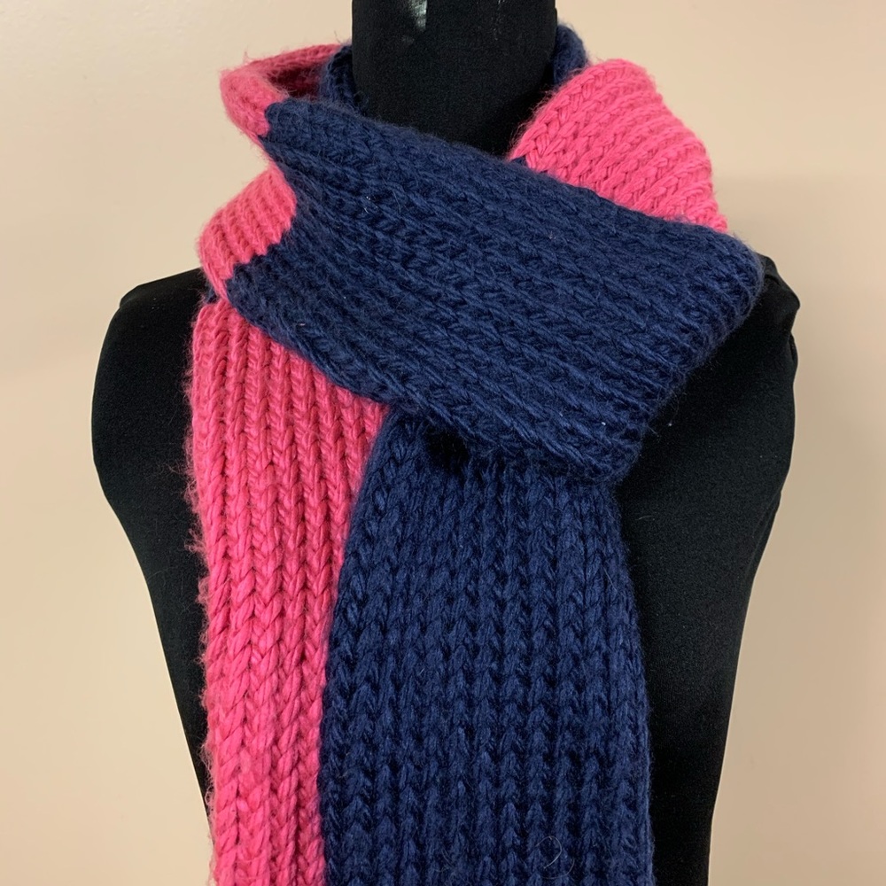 New Chunky Navy & Pink Knit Scarf